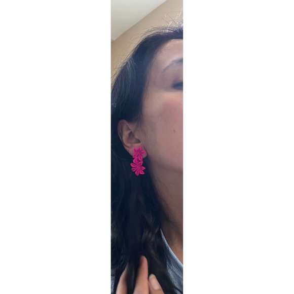 Hot pink earring dark pink resin fuchsia flower chunky ,pink flower statement - Picture 9 of 9
